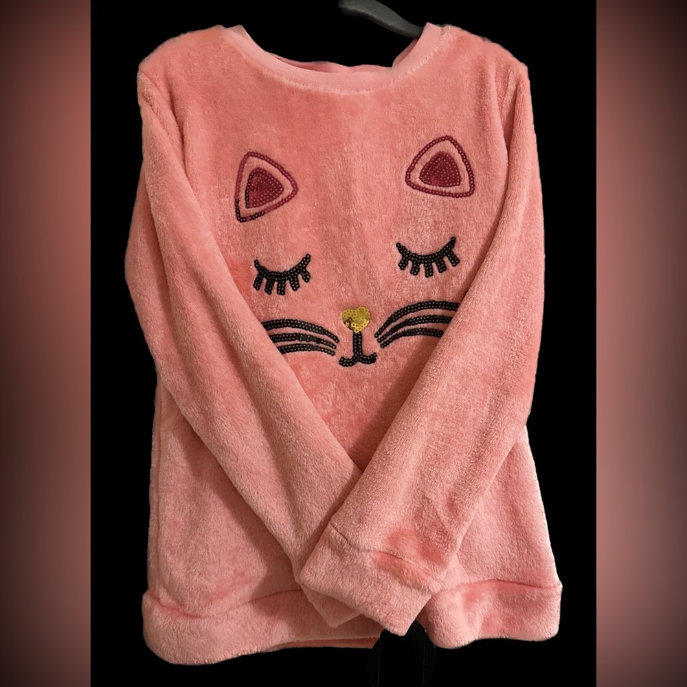 S(7/8) long sleeve shirt for girls .